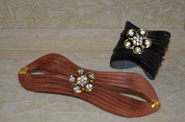 BRACELETE ROSA COM STRASS CÓD. 0167